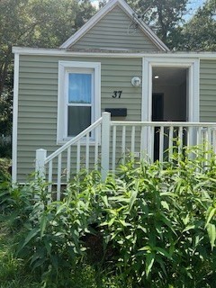 תמונה של הנכס: 37 Edgewood Avenue, Stoughton
