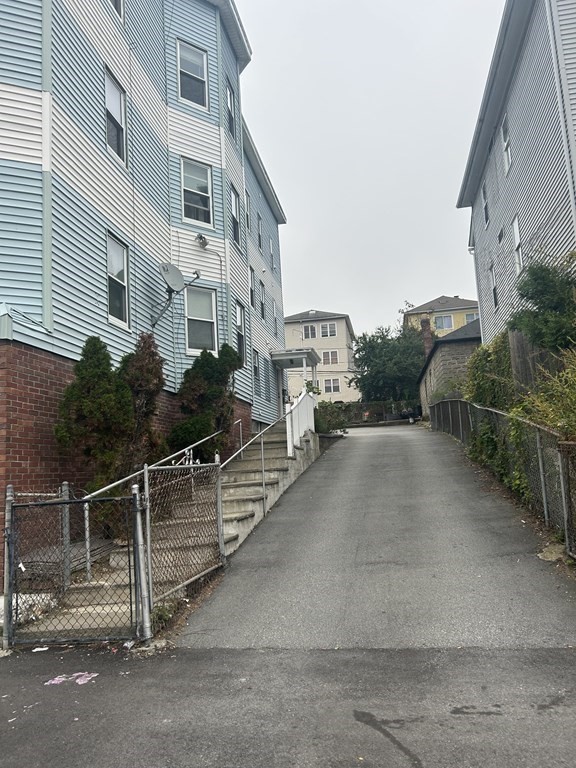 תמונה של הנכס: 91 Ward St #3, Worcester
