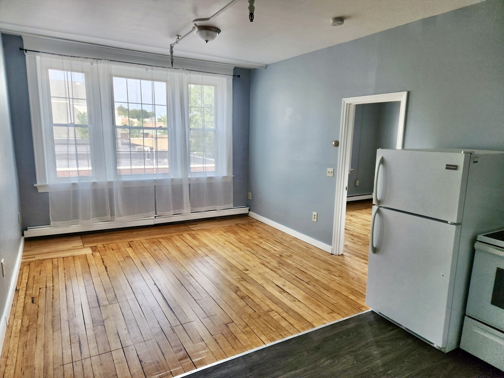 תמונה של הנכס: 15 N Main St #14, Attleboro