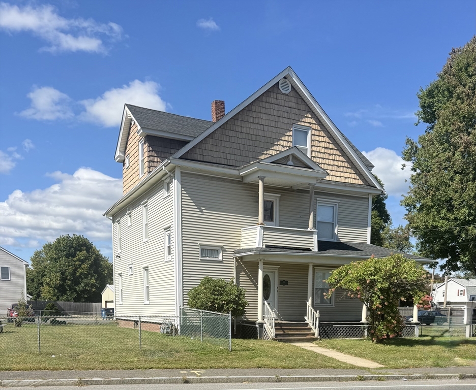 תמונה של הנכס: 418 Chicopee St, Chicopee