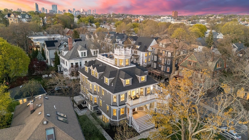 תמונה של הנכס: 38 Spring Park Avenue #3, Boston