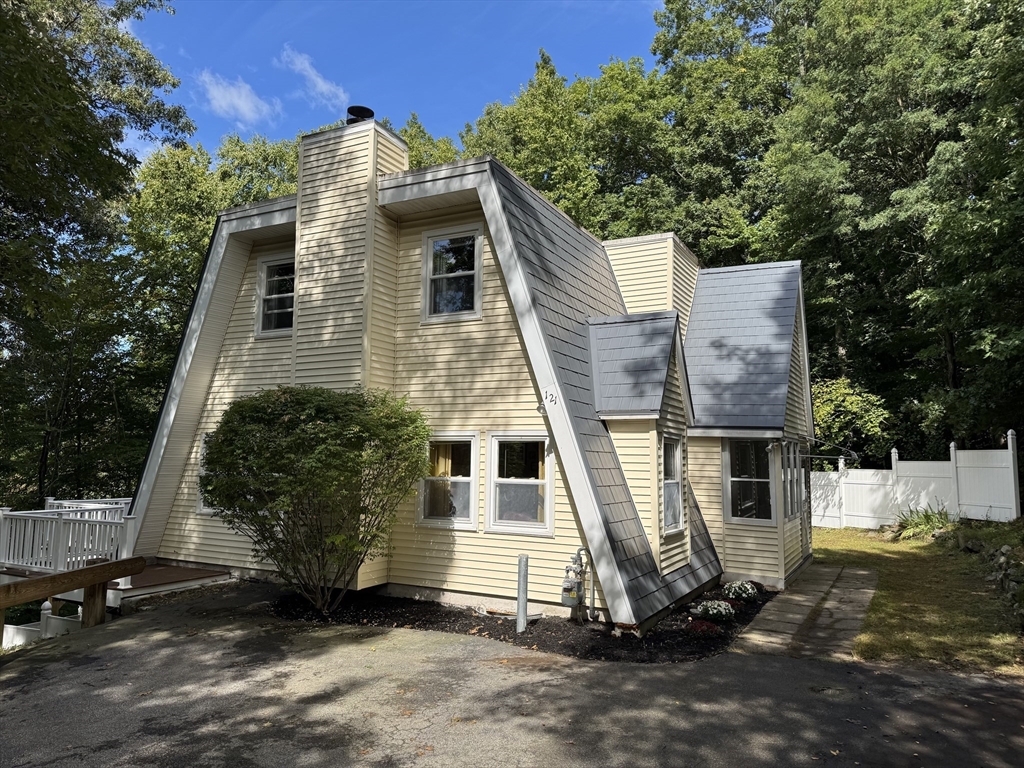 תמונה של הנכס: 121 Copperfield Rd, Worcester