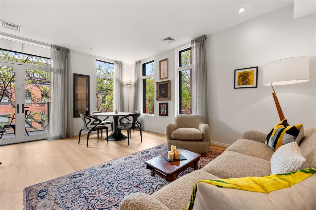 תמונה של הנכס: 7 East Springfield Street #3B, Boston