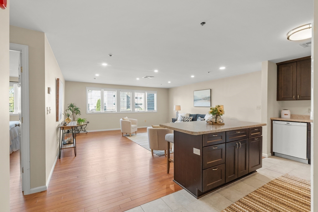 תמונה של הנכס: 38 Dunham Rd #204, Beverly