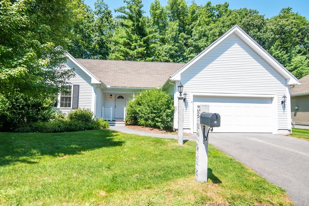 תמונה של הנכס: 10 Ashley Ln #10, Methuen