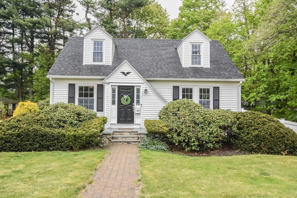תמונה של הנכס: 184 Elm St, Andover