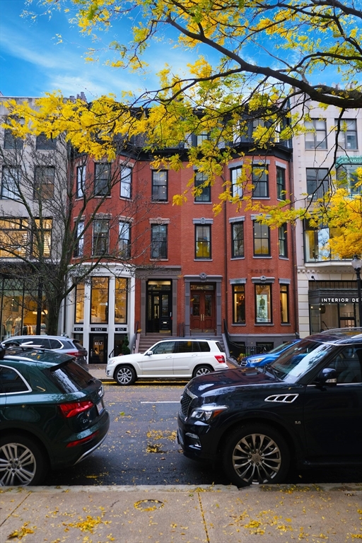 תמונה של הנכס: 81 Newbury St, Boston