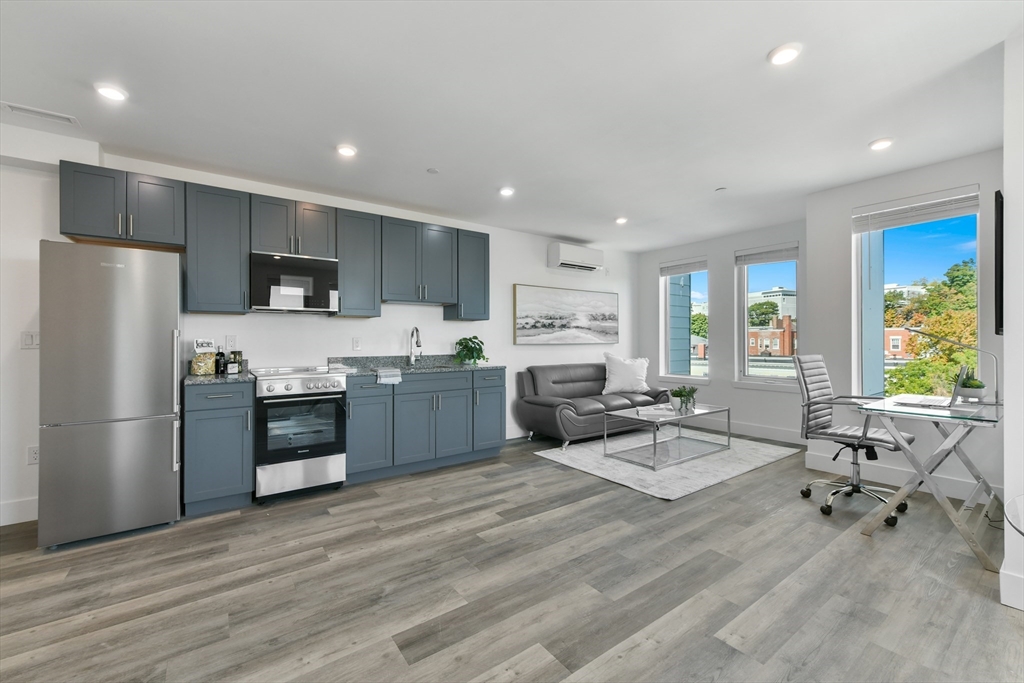 房源照片:585 Essex St #516, Lynn