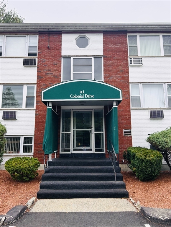 תמונה של הנכס: 1 Colonial #1A, Andover