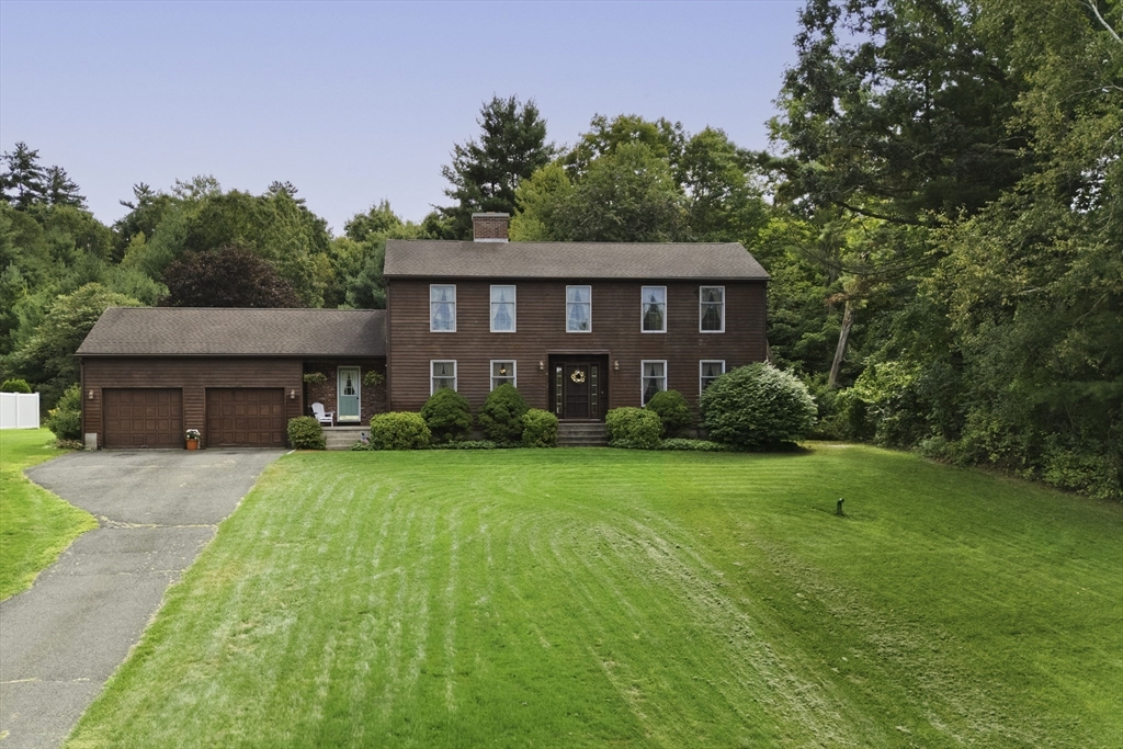 房源照片:9 Labrie Lane, Holyoke