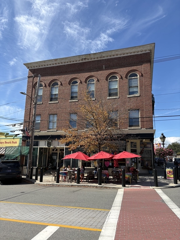 תמונה של הנכס: 2 Central #7, 8, 14, Ipswich