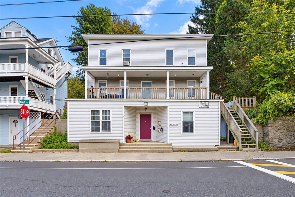房源照片：147- 1/2 Oak St, Clinton