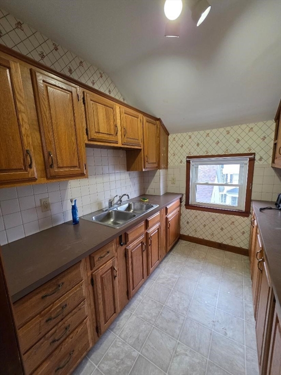תמונה של הנכס: 547 ROBESON #shared apt., Fall River