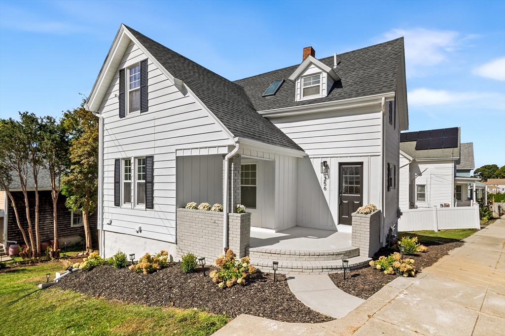 תמונה של הנכס: 256 Weetamoe St., Fall River