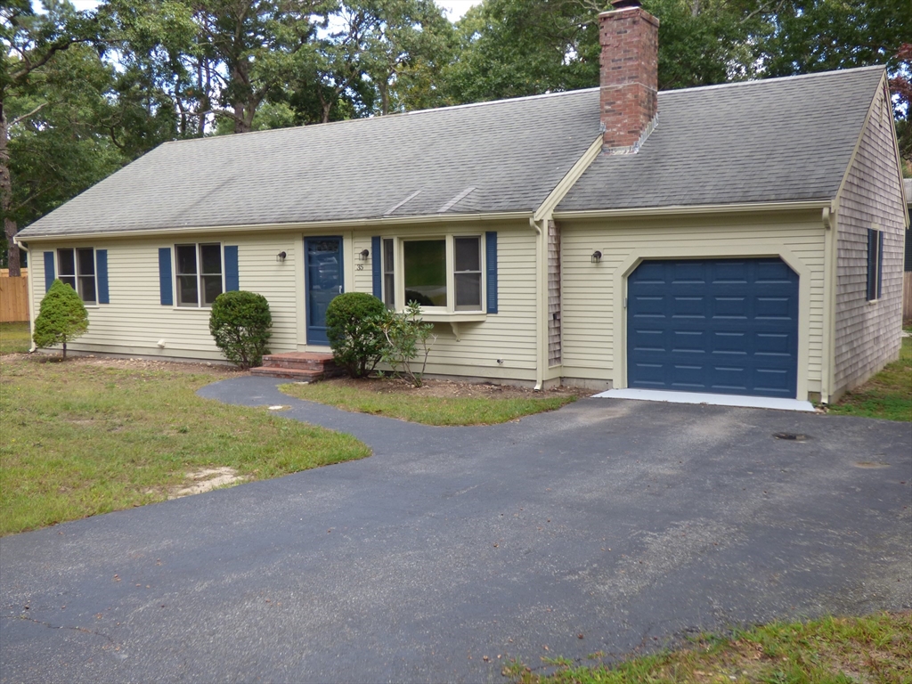 תמונה של הנכס: 35 Pequot Road, Mashpee