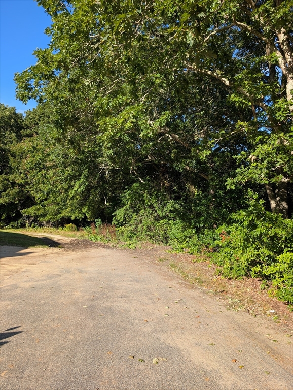 房源照片：Lot 2-B Pondview Ave, Yarmouth