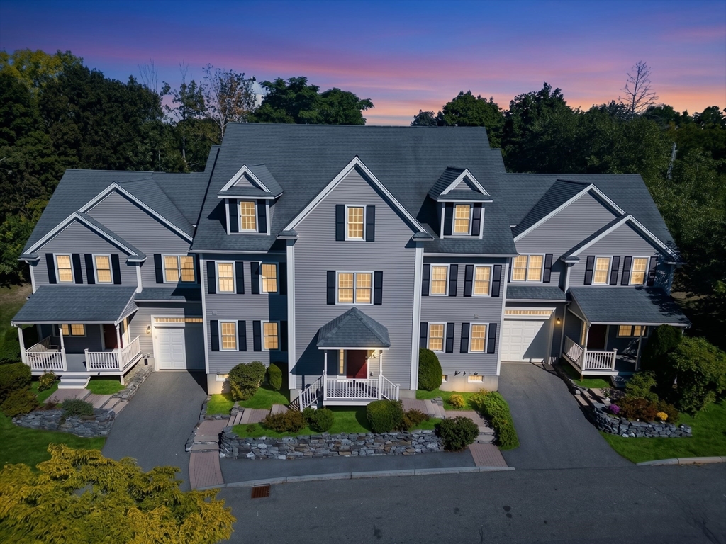 房源照片:10 Cunningham Ln #104, Billerica
