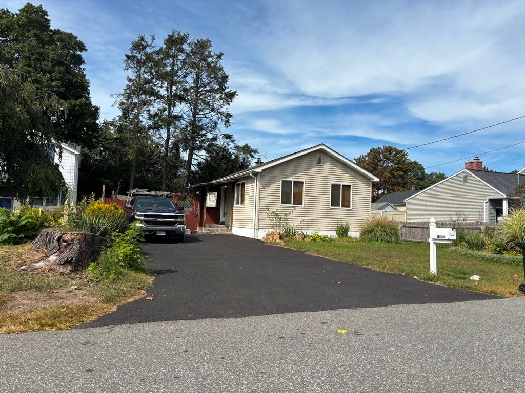 房源照片：54 Royalton St, Chicopee