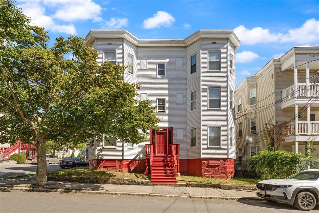 房源照片：55 Rock Ave, Lynn
