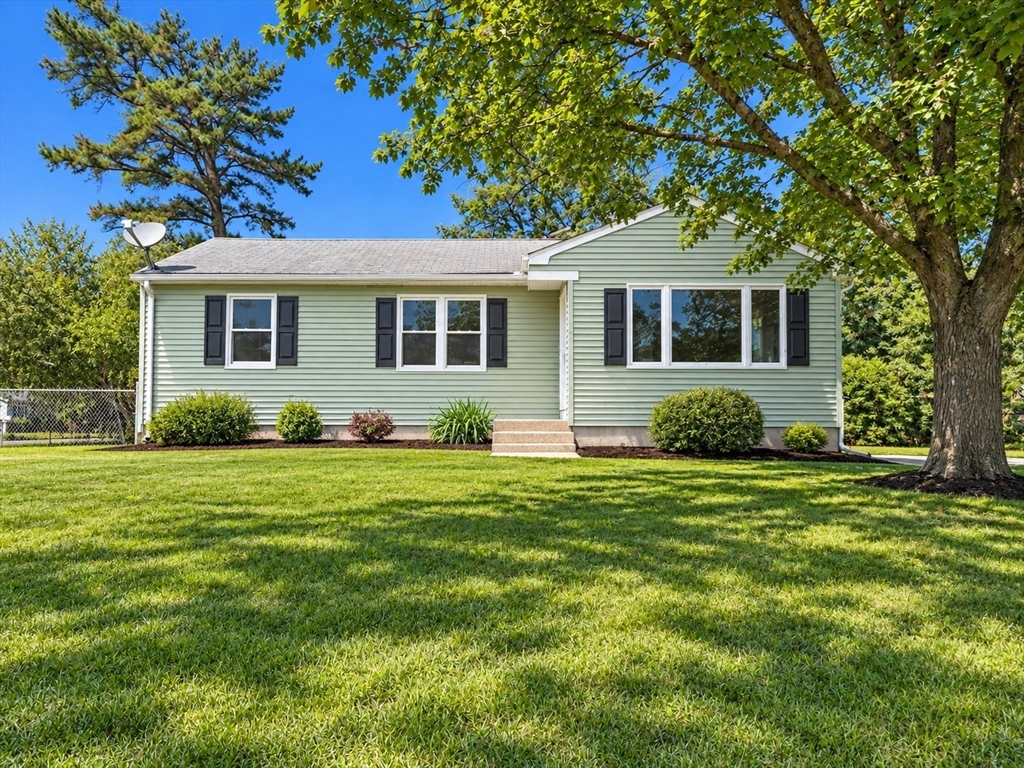 房源照片：32 Campbell Dr, Easthampton