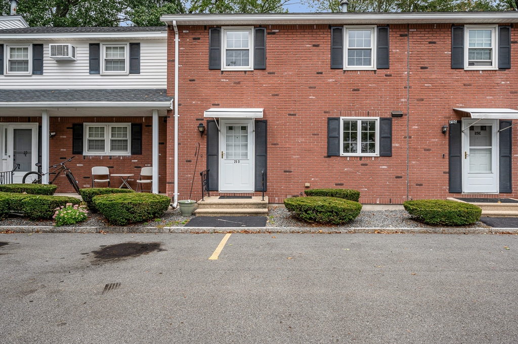 תמונה של הנכס: 25 Oak St #D, Methuen