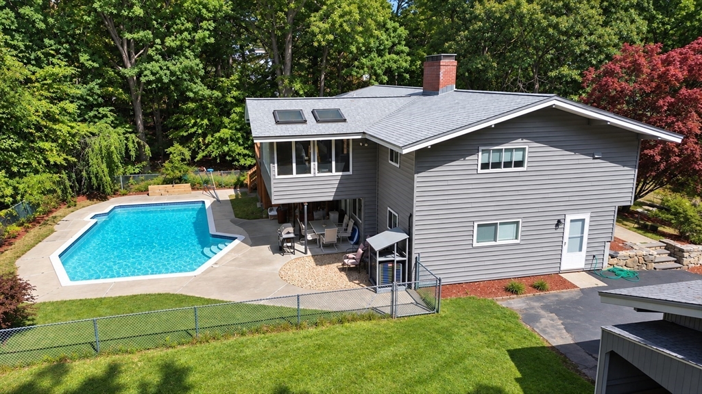 תמונה של הנכס: 80 Winter St, Ashland