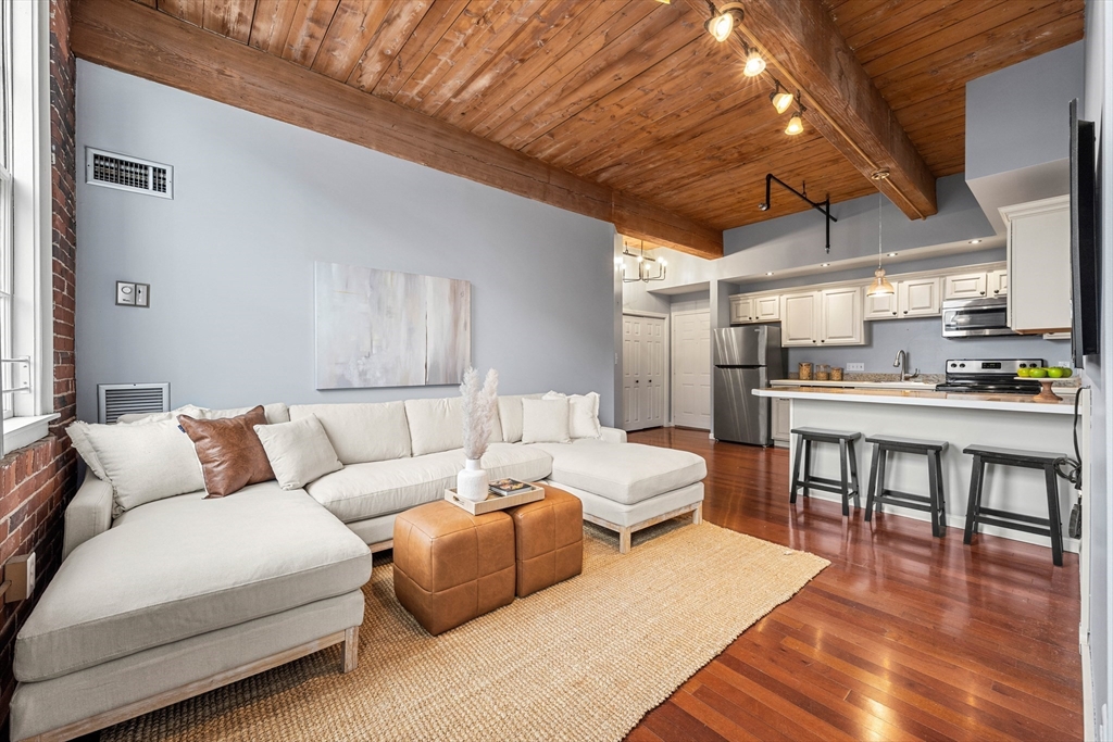 תמונה של הנכס: 21 Wingate #402, Haverhill