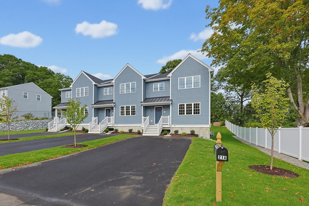房源照片:21 Dwinell Road #A, Taunton