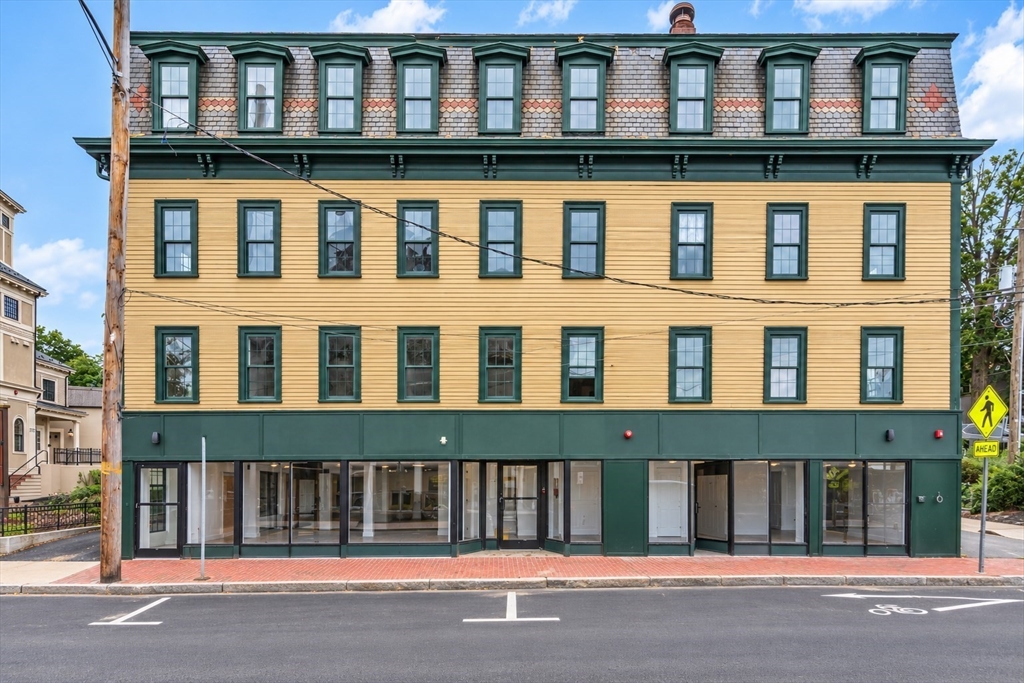 תמונה של הנכס: 2 Charles ST #101, Methuen
