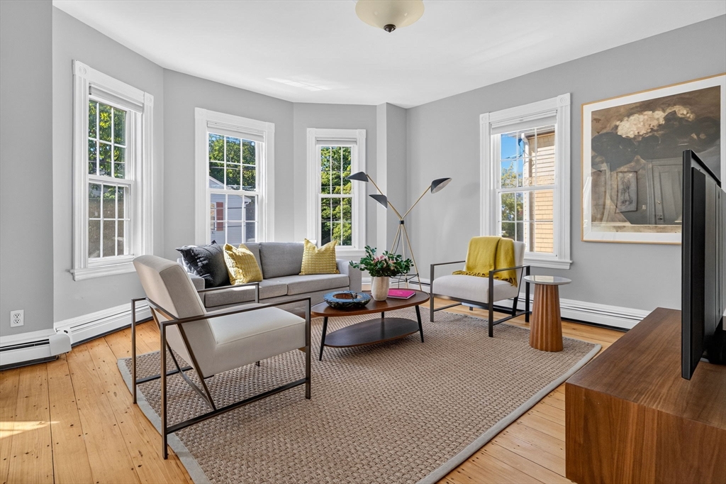 房源照片：15 Kenney Street #2, Boston