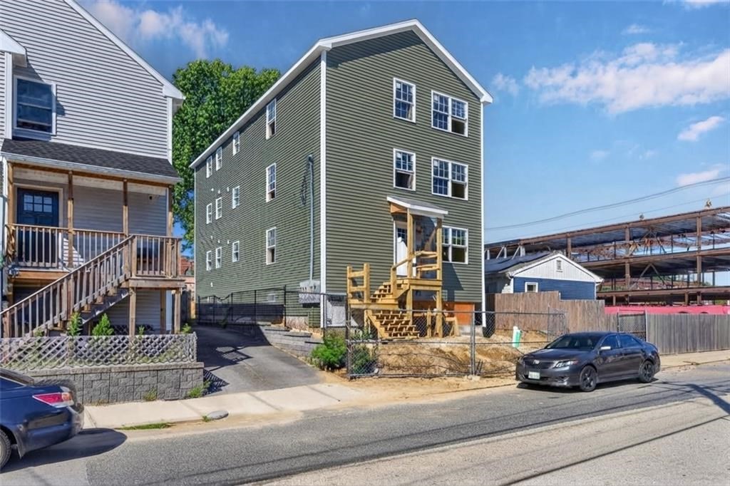 תמונה של הנכס: 141 Ocean St, Providence