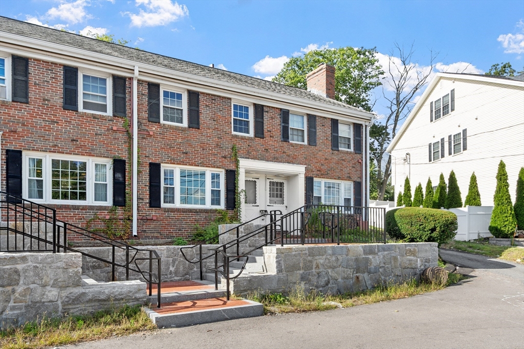 תמונה של הנכס: 274 Main St #7, Acton