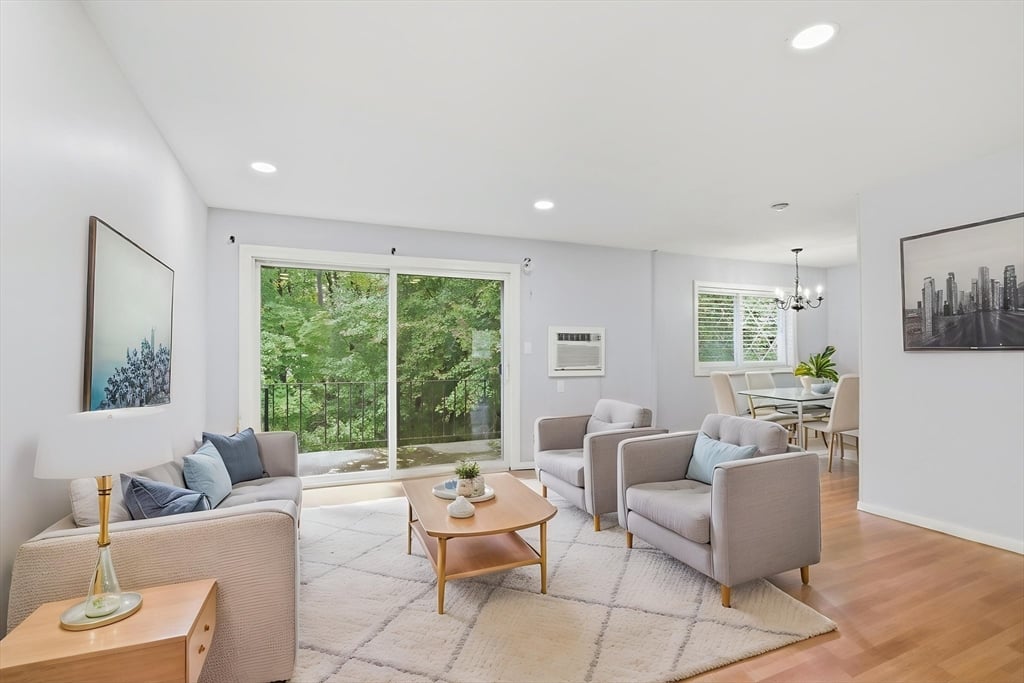 תמונה של הנכס: 1 Fernview Ave #6, North Andover
