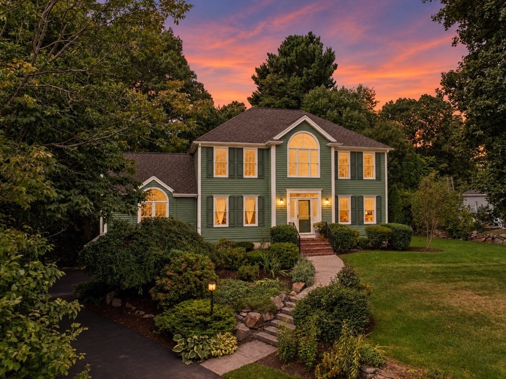 תמונה של הנכס: 8 Dennison Ct, Stoughton