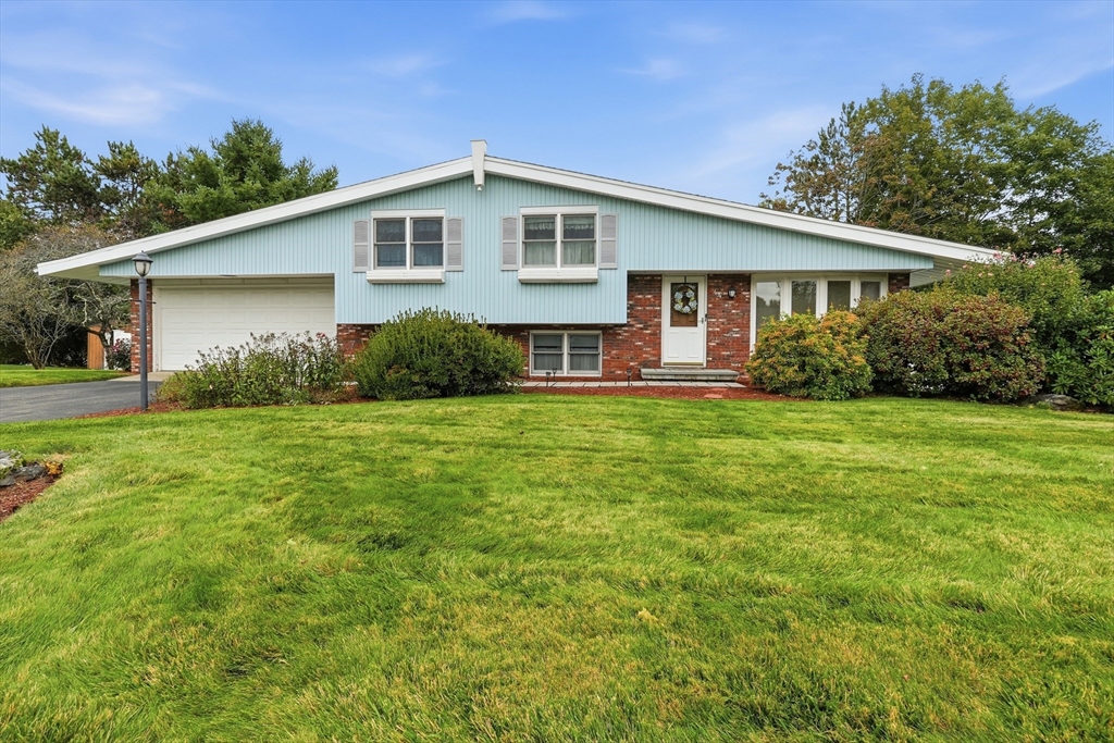 תמונה של הנכס: 44 Dennison Hill Rd, Southbridge