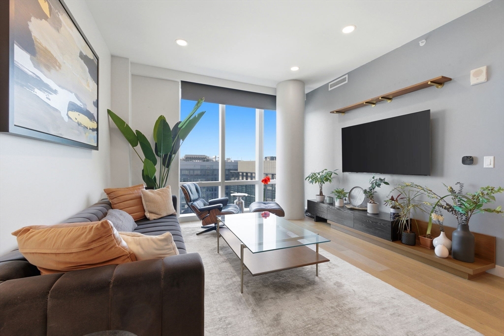 תמונה של הנכס: 188 Brookline Avenue #23I, Boston