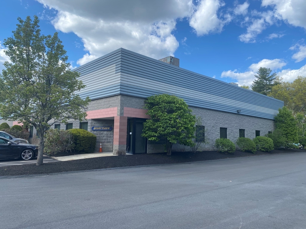 תמונה של הנכס: 2 Park Dr, Westford