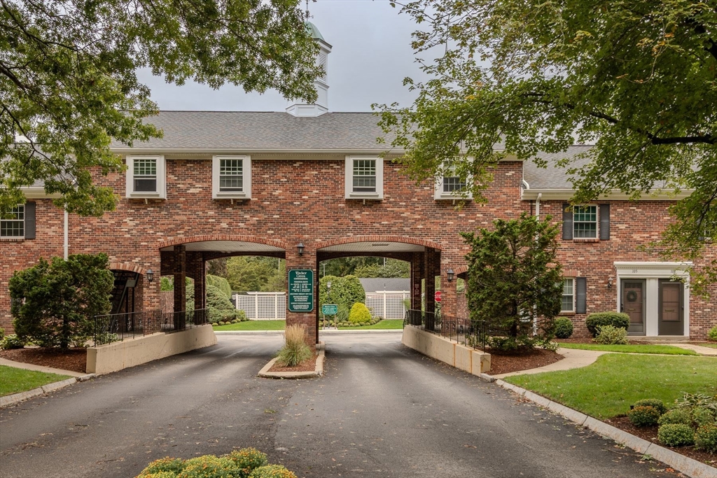 房源照片:106 Windsor Drive #106, Framingham