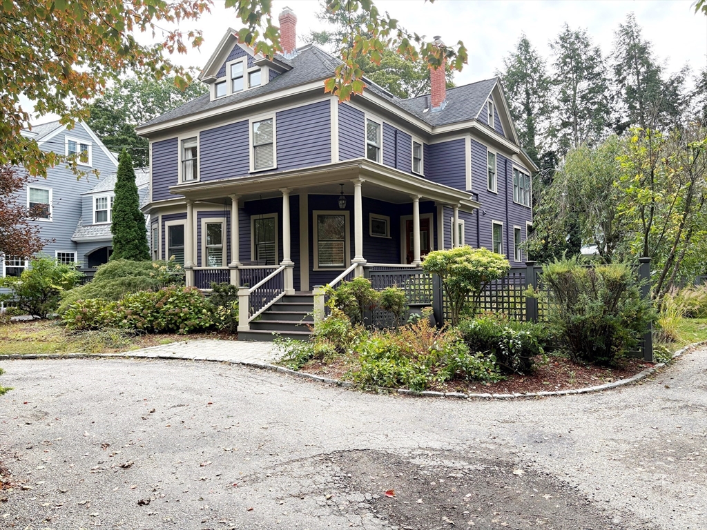 תמונה של הנכס: 1479 Main St, Concord