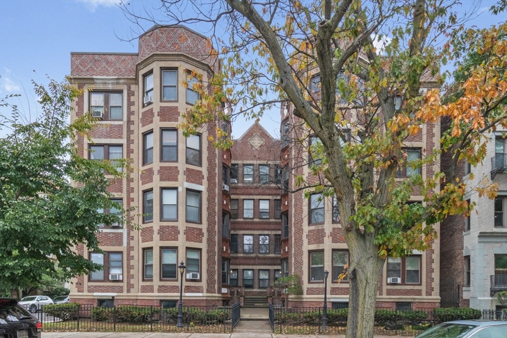 תמונה של הנכס: 1267 Commonwealth Ave #7, Boston