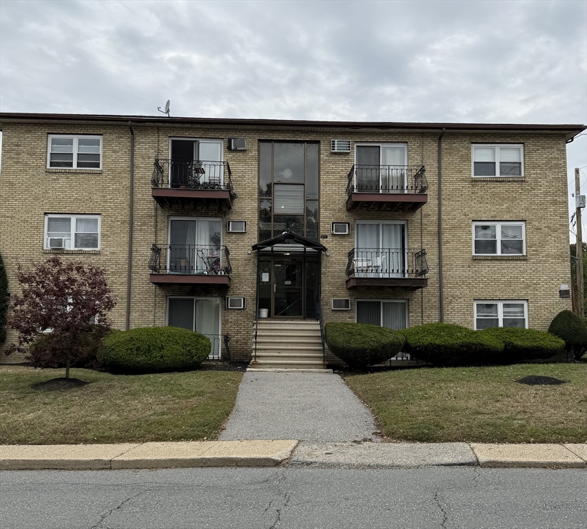 תמונה של הנכס: 81 High St #4, Amesbury