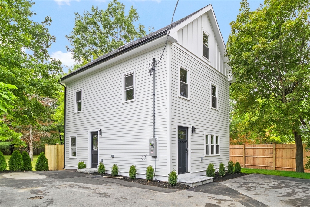 房源照片：22 Belknap Court, Concord