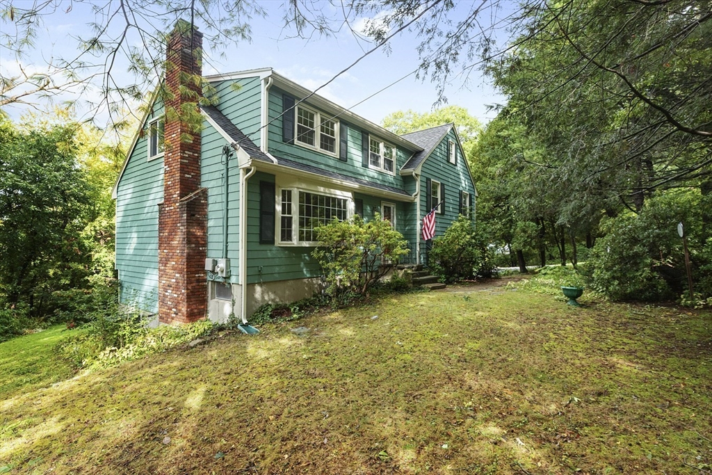 תמונה של הנכס: 77 Warren Rd, Ashland
