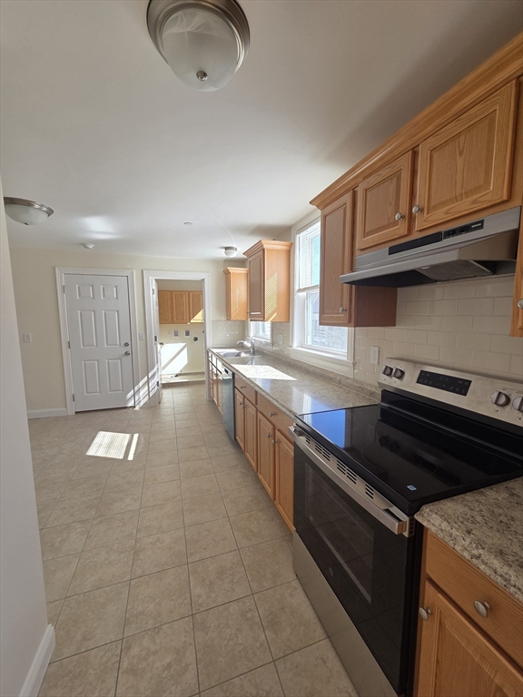 תמונה של הנכס: 69-71 Mall St #3, Lynn