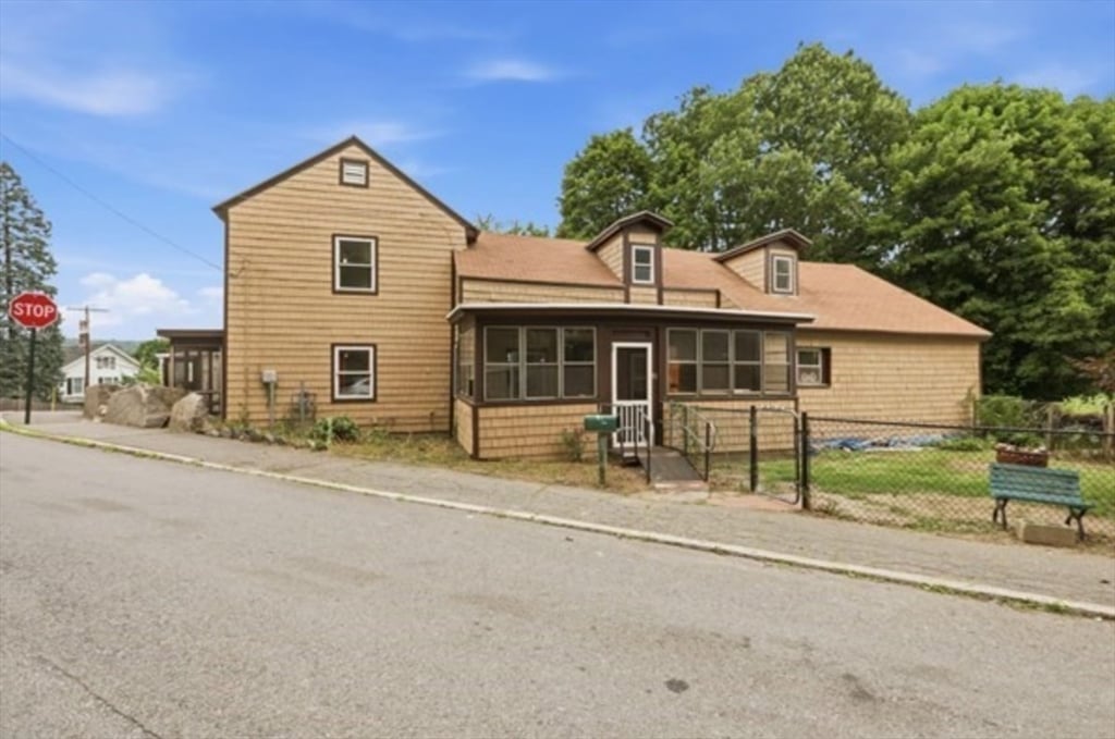 房源照片：50 South St, Fitchburg