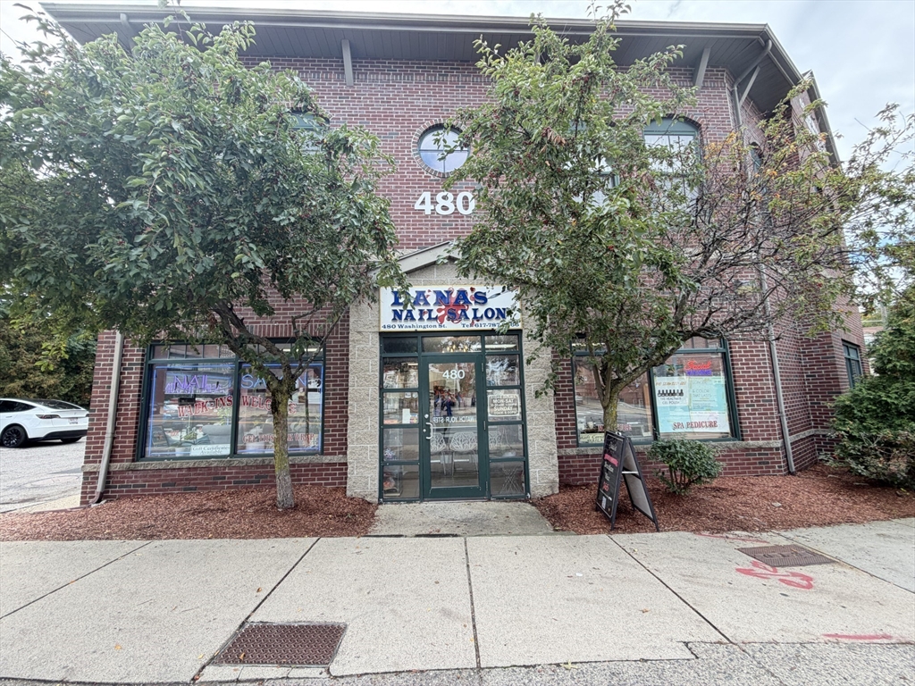 תמונה של הנכס: 480 Washington St #101, Boston