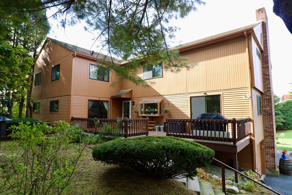 房源照片：25B Country Club Ln #B, Milford