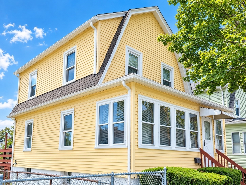 תמונה של הנכס: 18 Clement Ave, Peabody