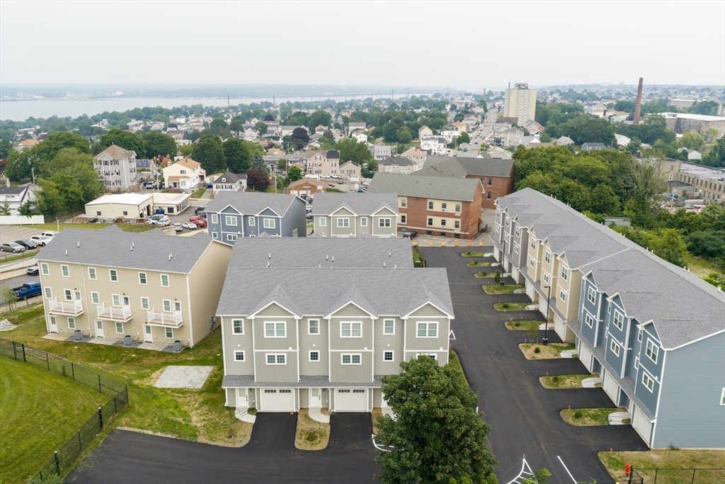 房源照片：2492 South Main Street #2b, Fall River