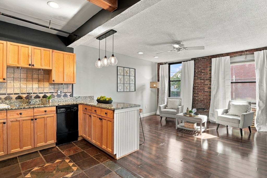 תמונה של הנכס: 80 Foster Street #203, Peabody